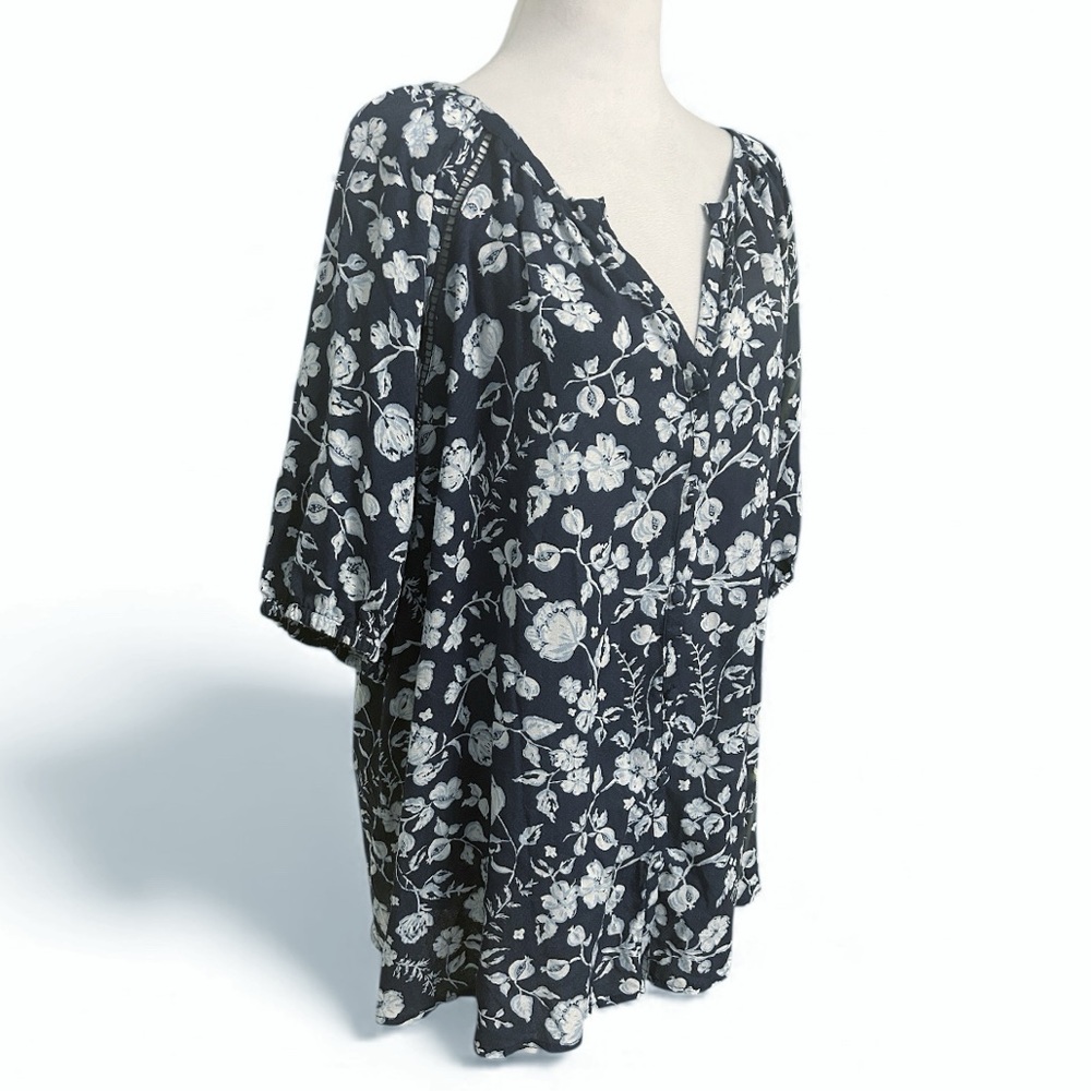 Angels Blouse - Picture 3 of 6